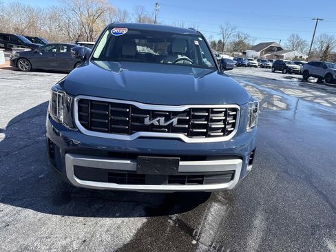Used 2023 Kia Telluride S image 10