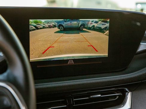 Used 2024 Buick Envista Sport Touring w/ Experience Buick Package FWD image 16