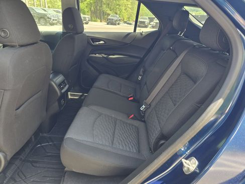 Used 2020 Chevrolet Equinox LT w/ LPO, Floor Liner Package FWD image 10