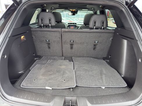 Used 2023 Chevrolet TrailBlazer RS w/ Sun and Liftgate Package AWD/4WD image 37
