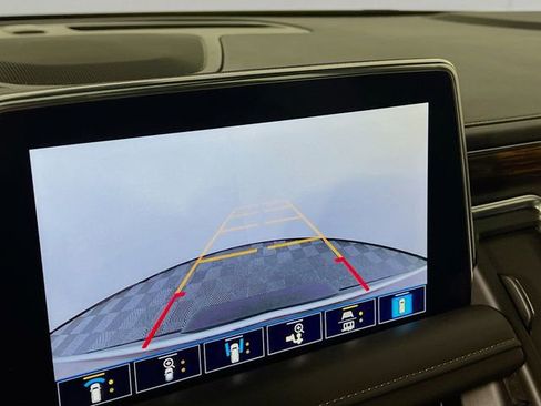 Certified 2021 Chevrolet Tahoe High Country w/ Premium Package image 12