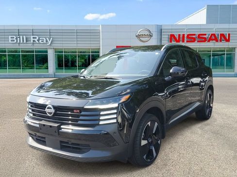 Certified 2025 Nissan Kicks SR AWD/4WD image 2