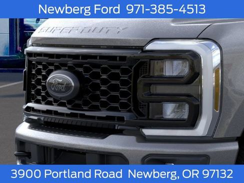 New 2026 Ford F250 XLT w/ XLT Premium Package AWD/4WD image 17