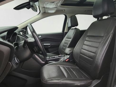 Used 2015 Ford Escape Titanium w/ Equipment Group 301A AWD/4WD image 10