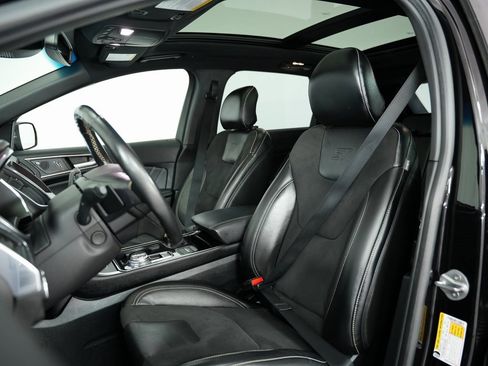 Used 2019 Ford Edge ST w/ Convenience Package image 52