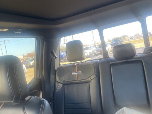 Used 2024 Ford F250 Platinum w/ FX4 Off-Road Package image 12