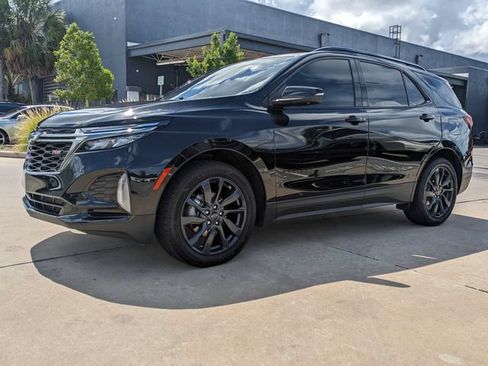 Used 2022 Chevrolet Equinox RS w/ RS Leather Package FWD image 10