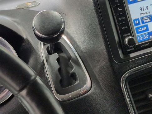 Used 2012 Chrysler Town & Country Touring w/ Entertainment Group #1 image 32