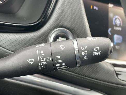 Used 2017 Cadillac XT5 Luxury image 18