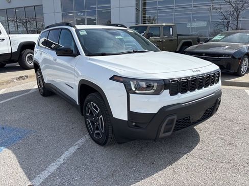 New 2026 Jeep Cherokee Laredo AWD/4WD image 7