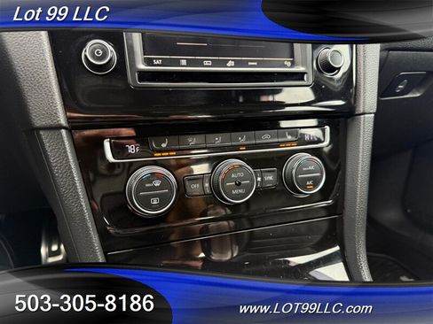Used 2016 Volkswagen Golf R 4-Door w/ Driver Assistance Package AWD/4WD image 25