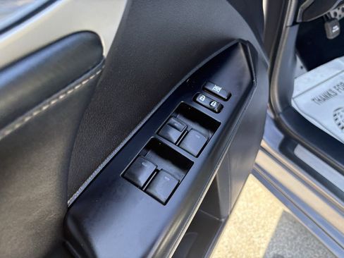 Used 2015 Lexus CT 200h image 28