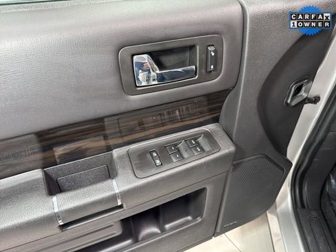 Used 2019 Ford Flex SEL image 10