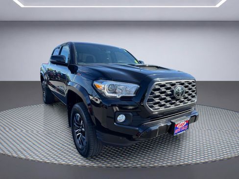 Used 2021 Toyota Tacoma TRD Sport AWD/4WD image 10