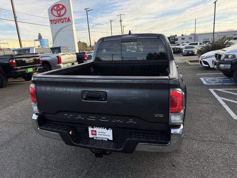 Certified 2023 Toyota Tacoma TRD Off-Road image 6