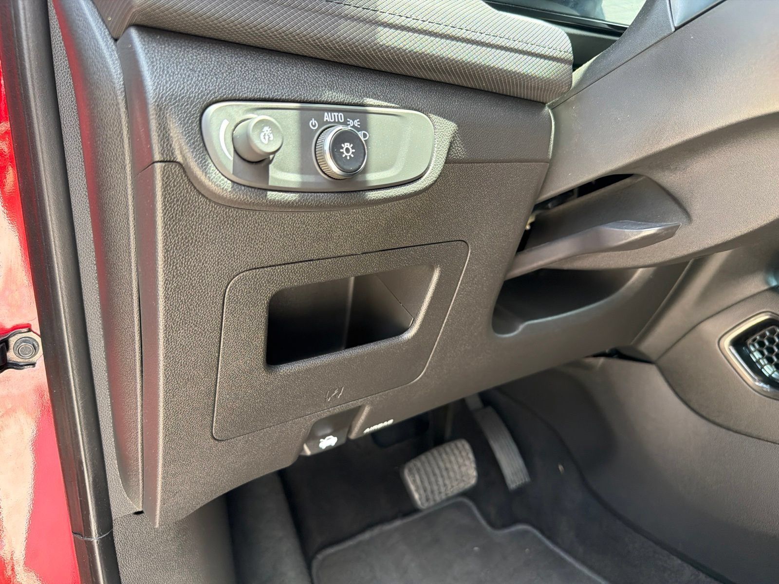 Used 2026 Chevrolet TrailBlazer LS AWD/4WD image 17