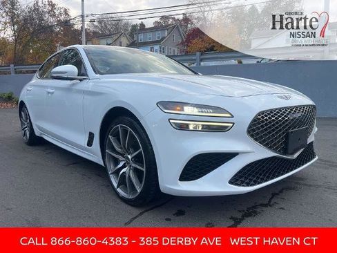 Used 2023 Genesis G70 2.0T image 7