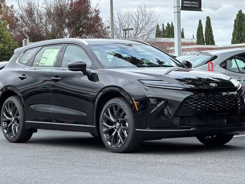 New 2025 Toyota Crown Signia image 10