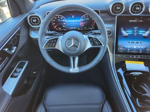 New 2026 Mercedes-Benz GLC 300 4MATIC image 12