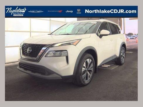 Used 2023 Nissan Rogue SV w/ SV Premium B Package FWD image 1