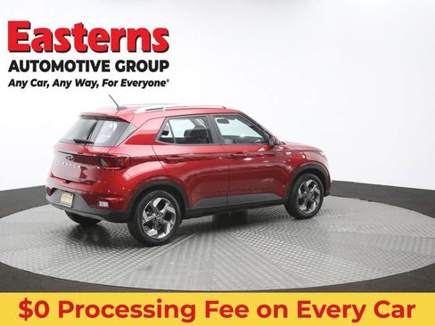 Used 2025 Hyundai Venue SEL FWD image 43