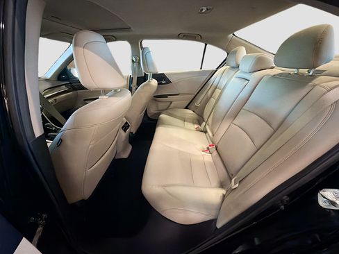 Used 2017 Honda Accord EX-L image 30