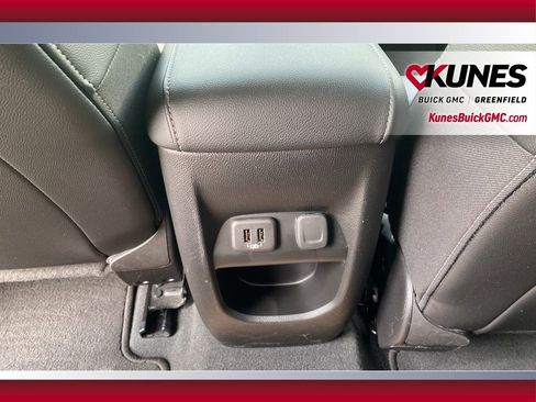 Used 2022 GMC Canyon Elevation image 42