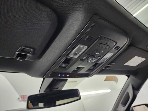 Used 2021 Chevrolet Tahoe LT image 11