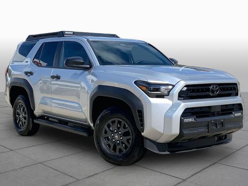 Used 2026 Toyota 4Runner SR5 RWD image 3