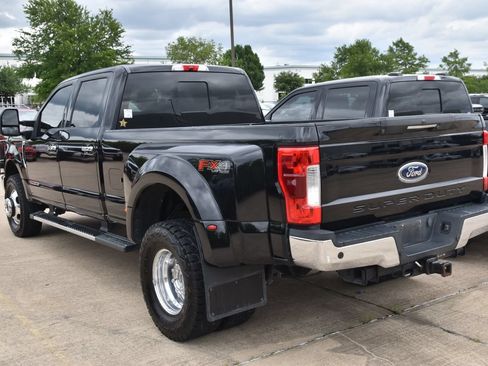 Used 2018 Ford F350 Lariat w/ Lariat Ultimate Package AWD/4WD image 8