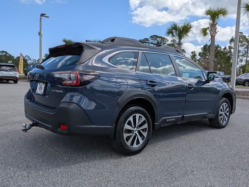 Certified 2025 Subaru Outback image 4