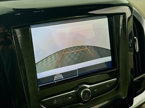 Used 2024 Chevrolet Traverse LS w/ Safety Package AWD/4WD image 16