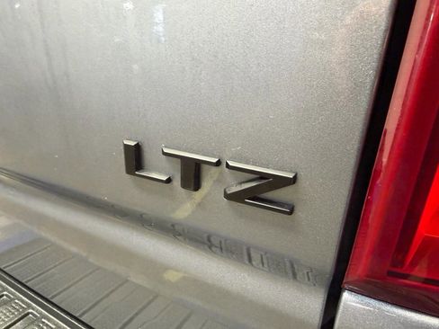 Used 2021 Chevrolet Silverado 1500 LTZ w/ LTZ Premium Texas Edition AWD/4WD image 40
