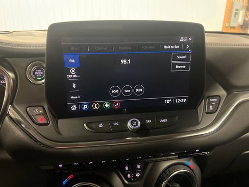 Certified 2025 Chevrolet Blazer LT image 21