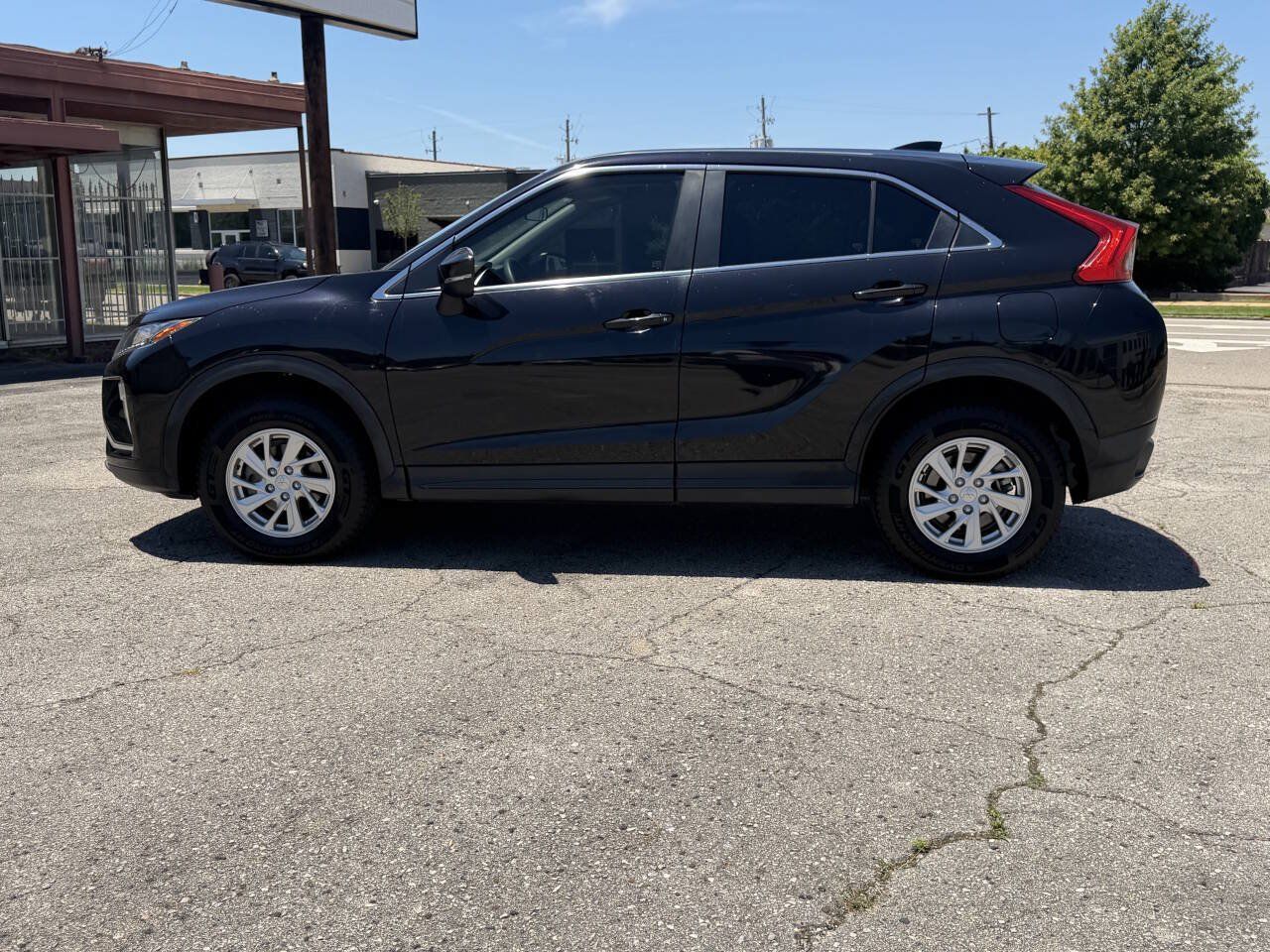 Used 2019 Mitsubishi Eclipse Cross ES AWD/4WD image 13