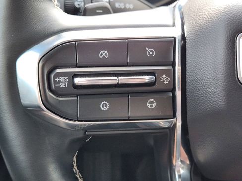 Used 2026 GMC Acadia Denali w/ Super Cruise Package FWD image 24