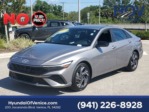 Certified 2025 Hyundai Elantra Sport FWD image 5
