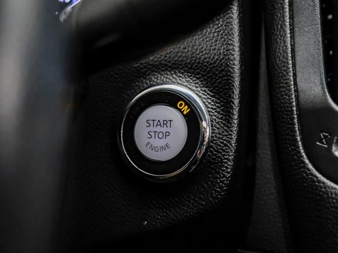 Used 2013 INFINITI G37 Sport image 22