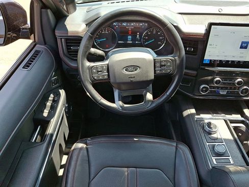 Used 2022 Ford Expedition Max Limited AWD/4WD image 11