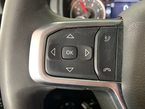 Used 2025 RAM 3500 Big Horn AWD/4WD image 27