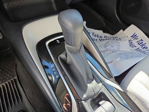 Used 2020 Toyota Corolla LE image 15