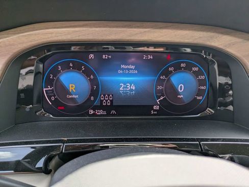 New 2026 Volkswagen Atlas SE FWD image 29