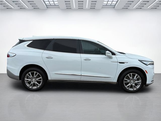 Used 2022 Buick Enclave Essence w/ Experience Buick Package AWD/4WD image 40