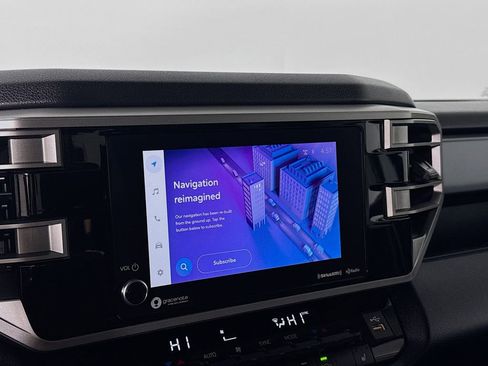 Used 2022 Toyota Tundra SR5 w/ SR5 Premium Package image 14