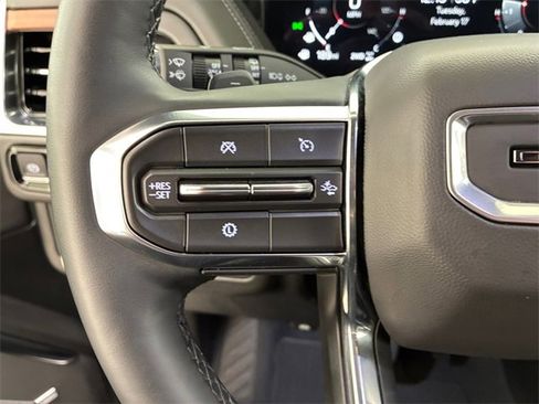 Certified 2025 GMC Yukon Denali image 23