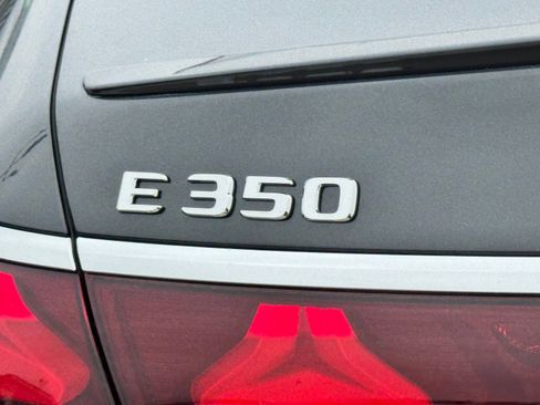 Used 2025 Mercedes-Benz E 350 Sedan image 12