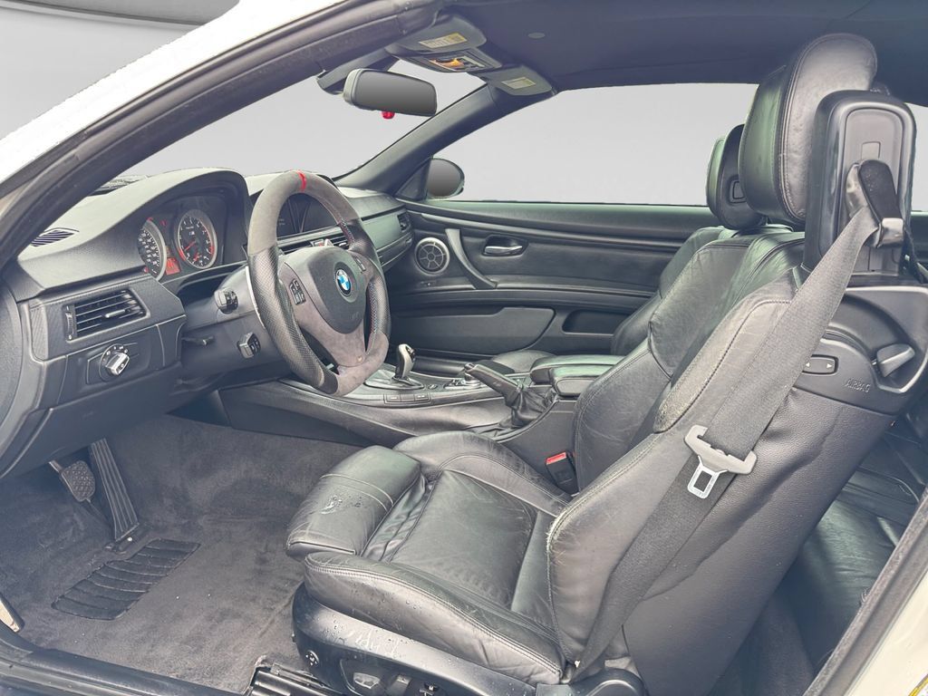 Used 2011 BMW M3 Convertible RWD image 18