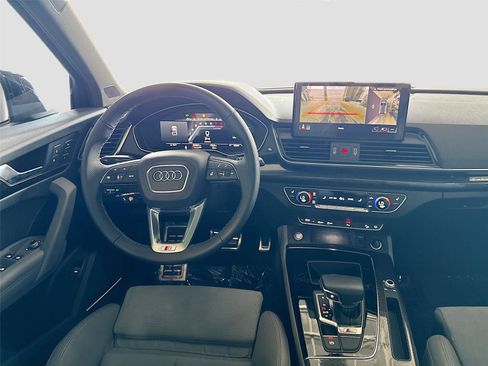 Used 2023 Audi SQ5 Premium Plus w/ Premium Plus Package AWD/4WD image 23