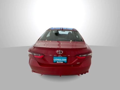 Used 2023 Toyota Camry SE FWD image 7