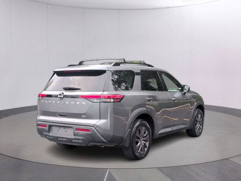 Used 2022 Nissan Pathfinder SV FWD image 7